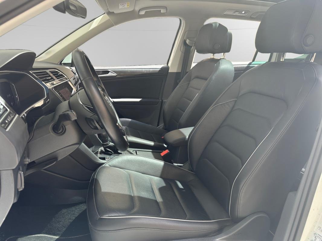 Volkswagen Tiguan - Photo 22
