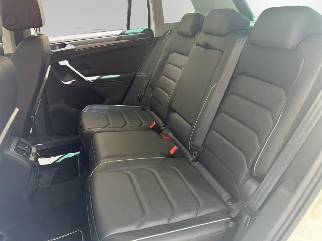 Volkswagen Tiguan - Photo 23