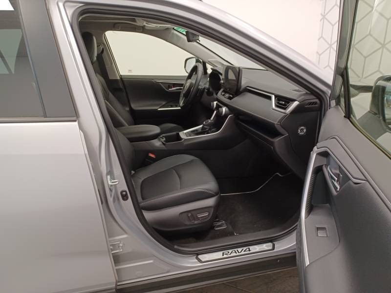 Toyota RAV4 - Photo 12