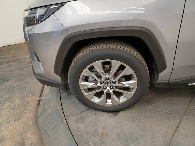 Toyota RAV4 - Photo 9
