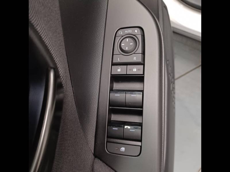 Toyota C-HR - Photo 21