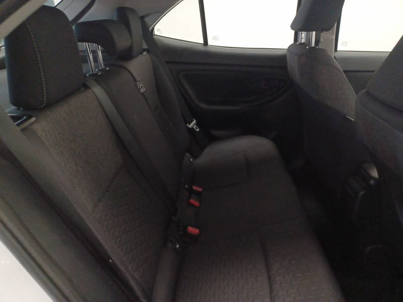 Toyota Yaris - Photo 16