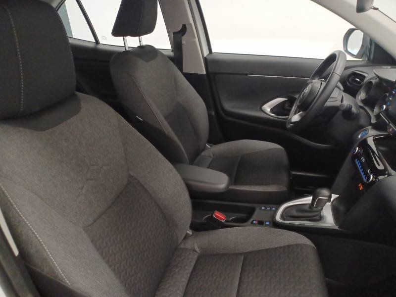 Toyota Yaris - Photo 17
