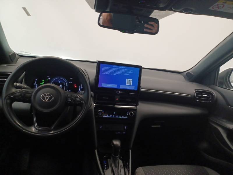 Toyota Yaris - Photo 11