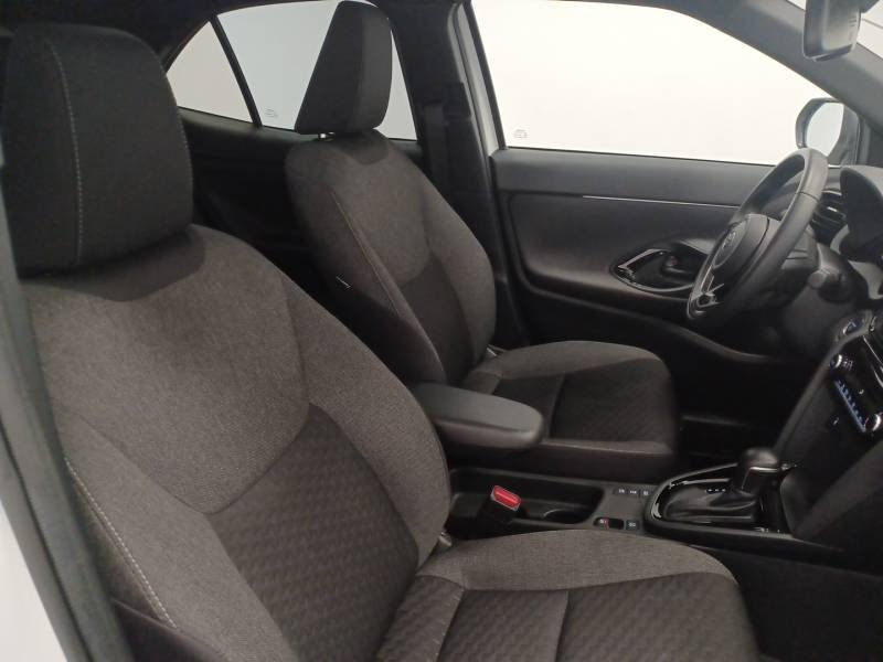 Toyota Yaris - Photo 12