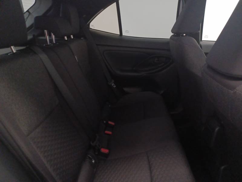 Toyota Yaris - Photo 16