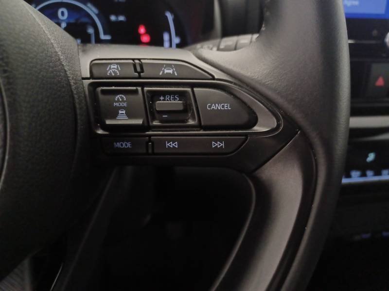 Toyota Yaris - Photo 20