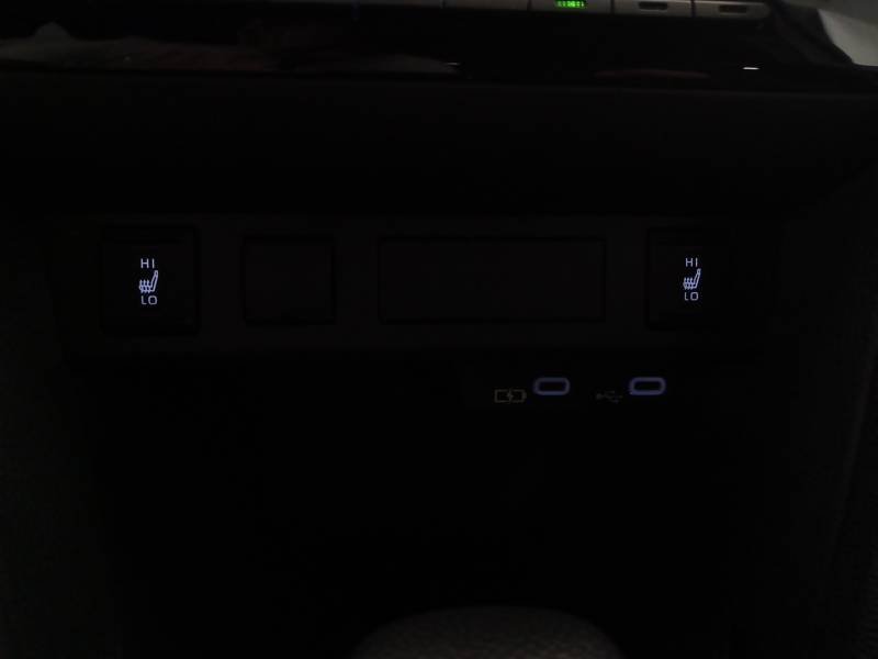 Toyota Yaris - Photo 25