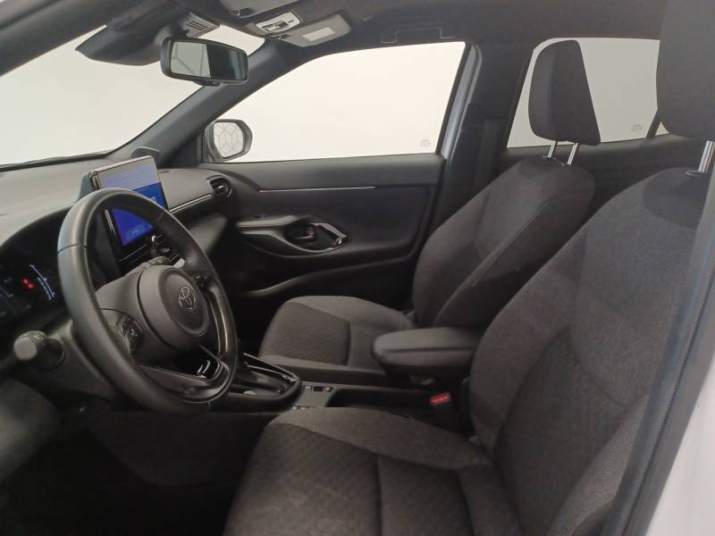 Toyota Yaris - Photo 10