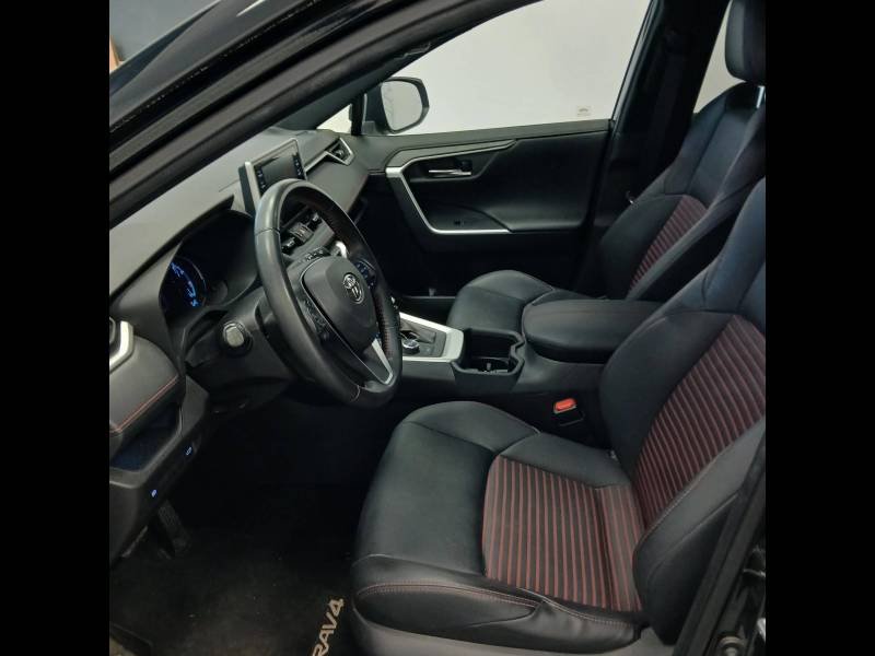 Toyota RAV4 - Photo 10