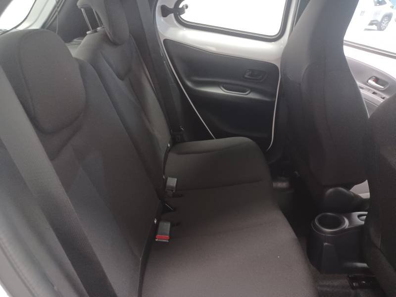 Toyota aygo x - Photo 13