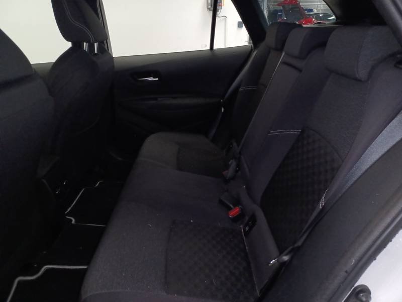 Toyota Corolla - Photo 13