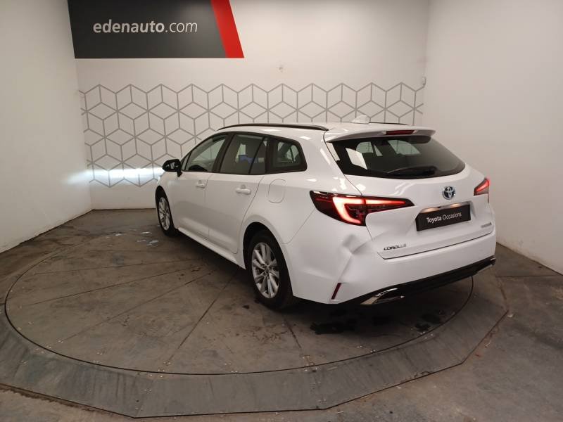 Toyota Corolla - Photo 3