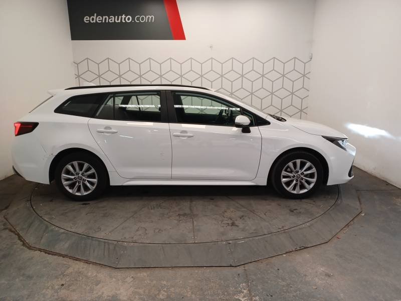 Toyota Corolla - Photo 6