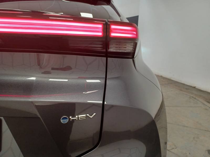 Toyota C-HR - Photo 23