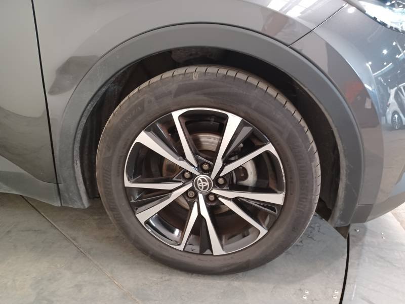 Toyota C-HR - Photo 9