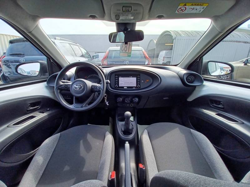 Toyota aygo x - Photo 11