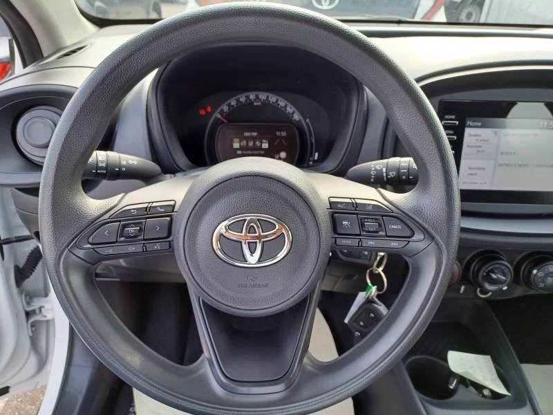 Toyota aygo x - Photo 12
