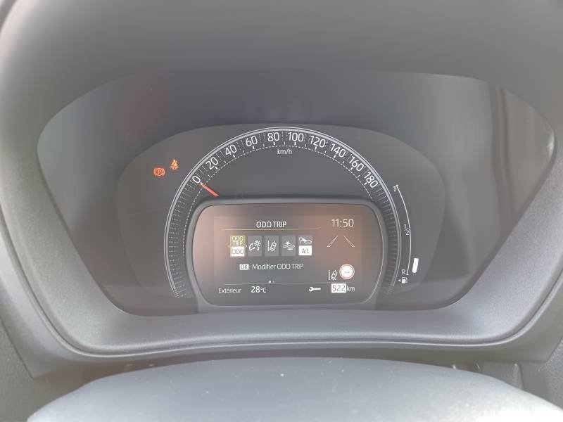 Toyota aygo x - Photo 13