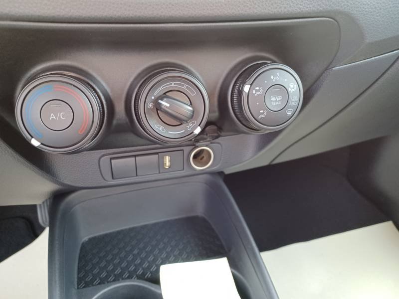 Toyota aygo x - Photo 15