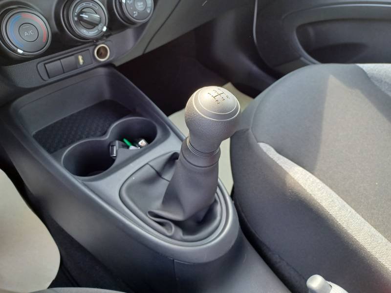 Toyota aygo x - Photo 16