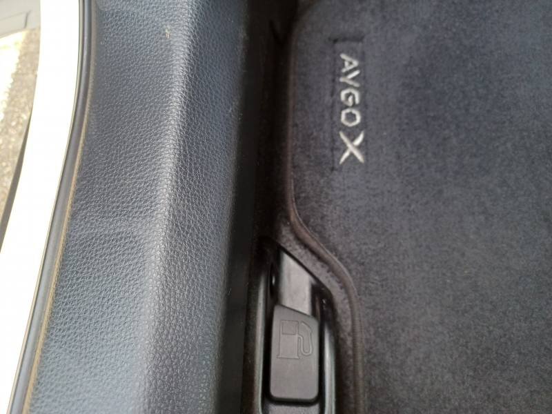 Toyota aygo x - Photo 26