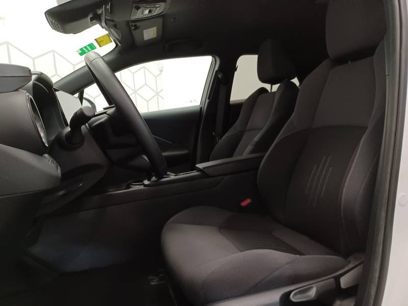 Toyota C-HR - Photo 17