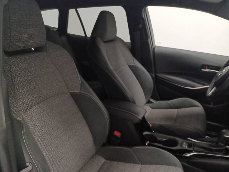 Toyota Corolla - Photo 12