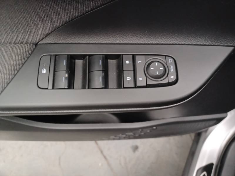 Toyota C-HR - Photo 14