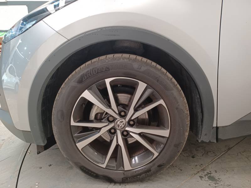 Toyota C-HR - Photo 9