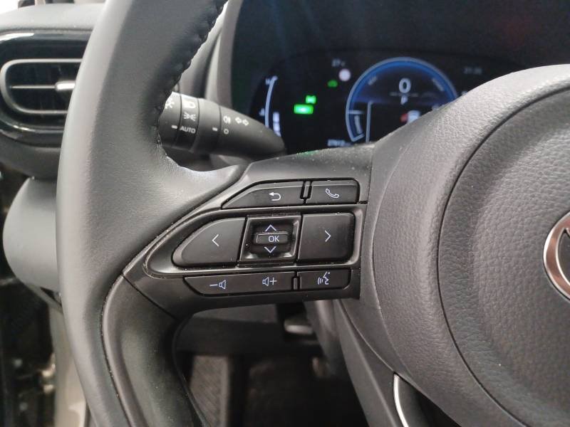 Toyota Yaris - Photo 17