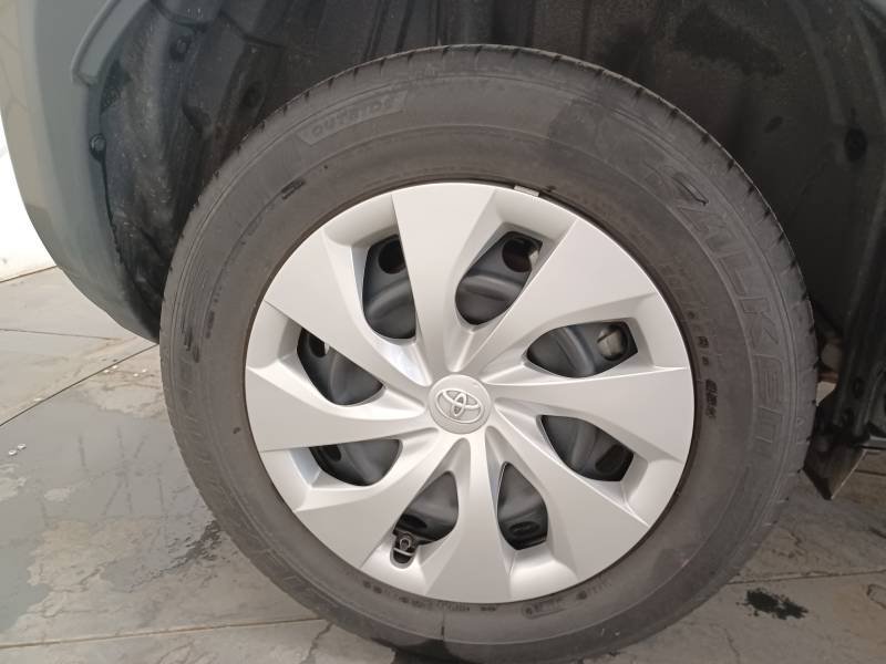 Toyota Yaris - Photo 9