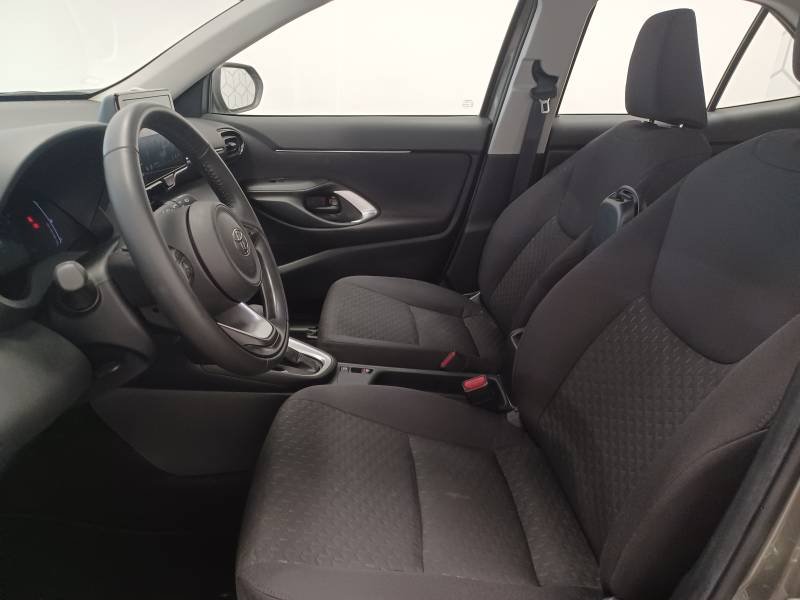 Toyota Yaris - Photo 10