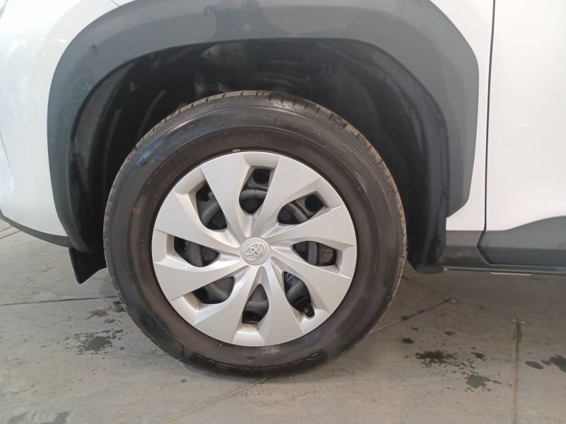 Toyota Yaris - Photo 9