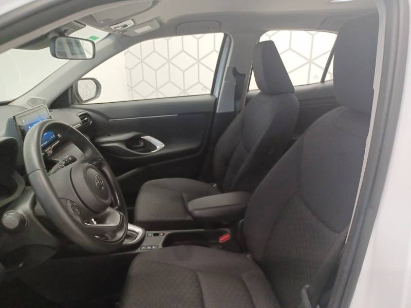 Toyota Yaris - Photo 10