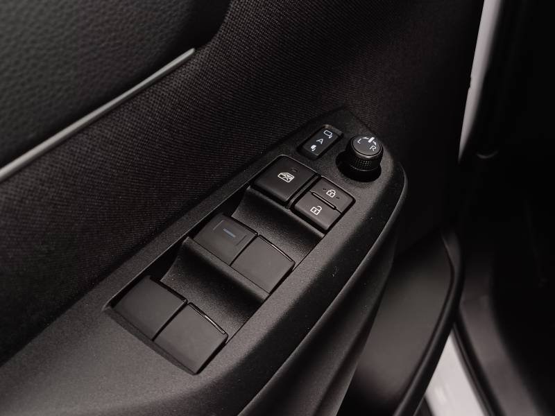 Toyota Yaris - Photo 15