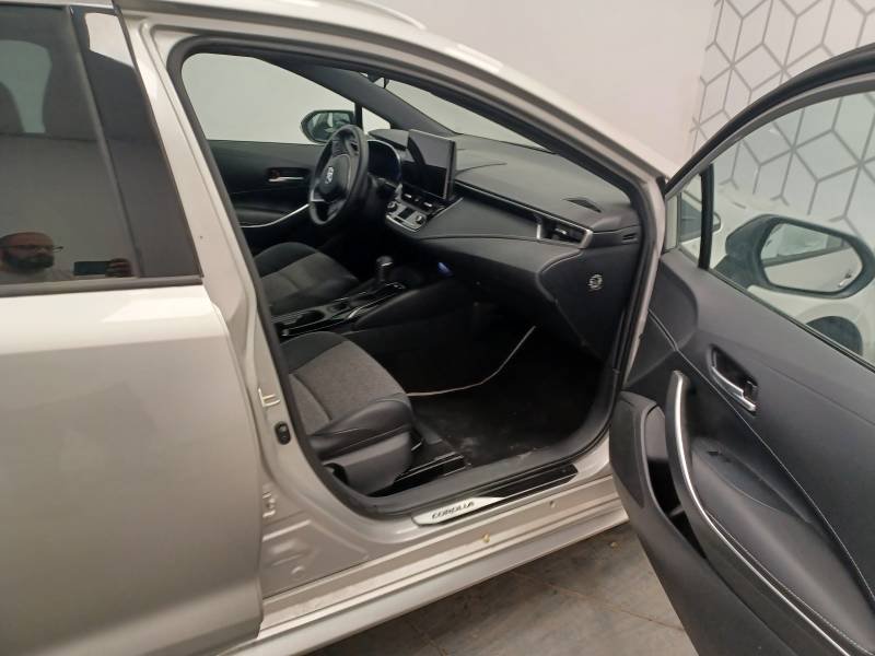 Toyota Corolla - Photo 12