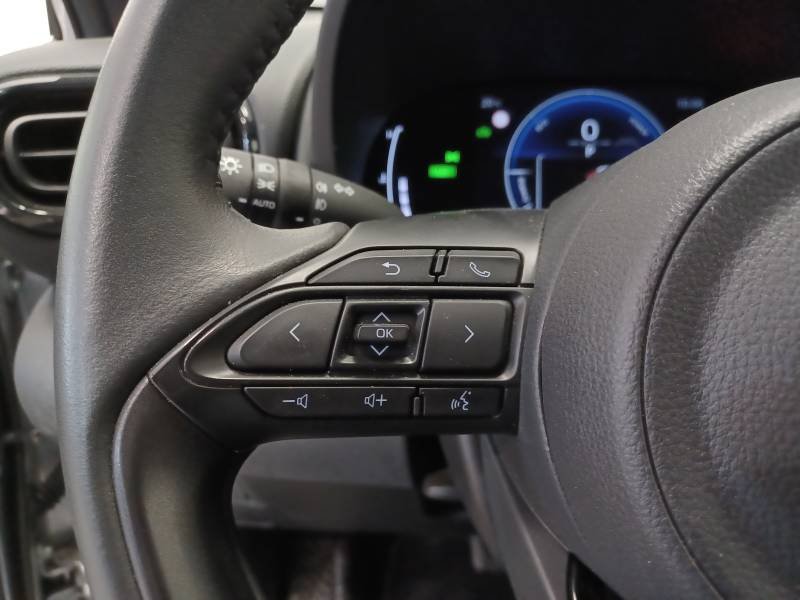 Toyota Yaris - Photo 16