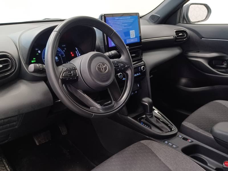 Toyota Yaris - Photo 10