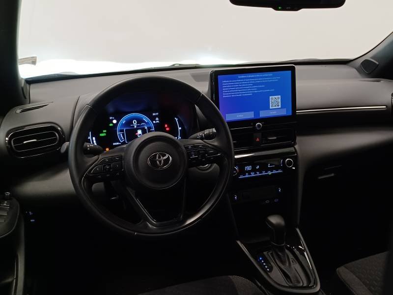 Toyota Yaris - Photo 11