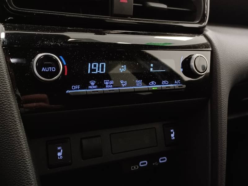 Toyota Yaris - Photo 21