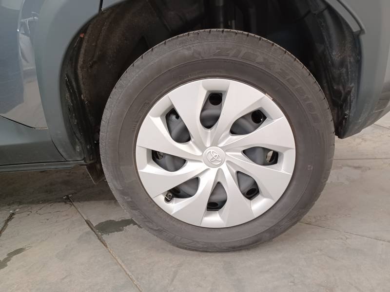 Toyota Yaris - Photo 9