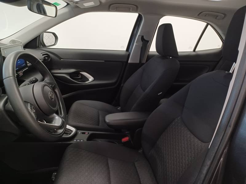 Toyota Yaris - Photo 10