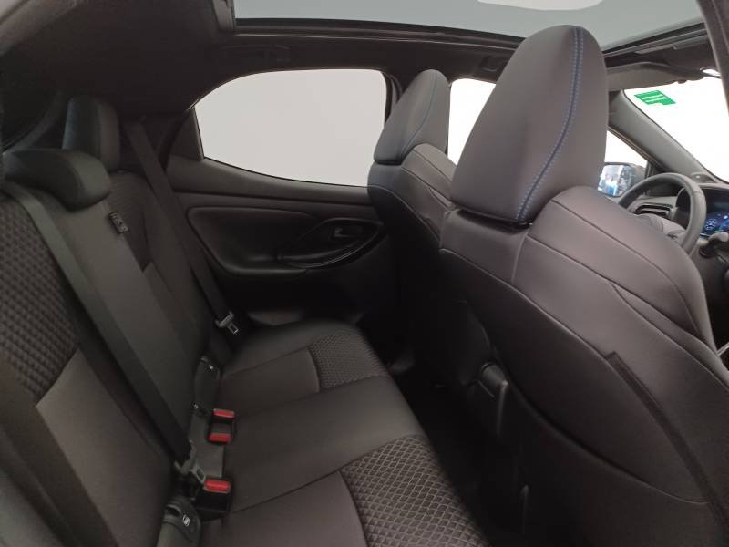 Toyota Yaris - Photo 13