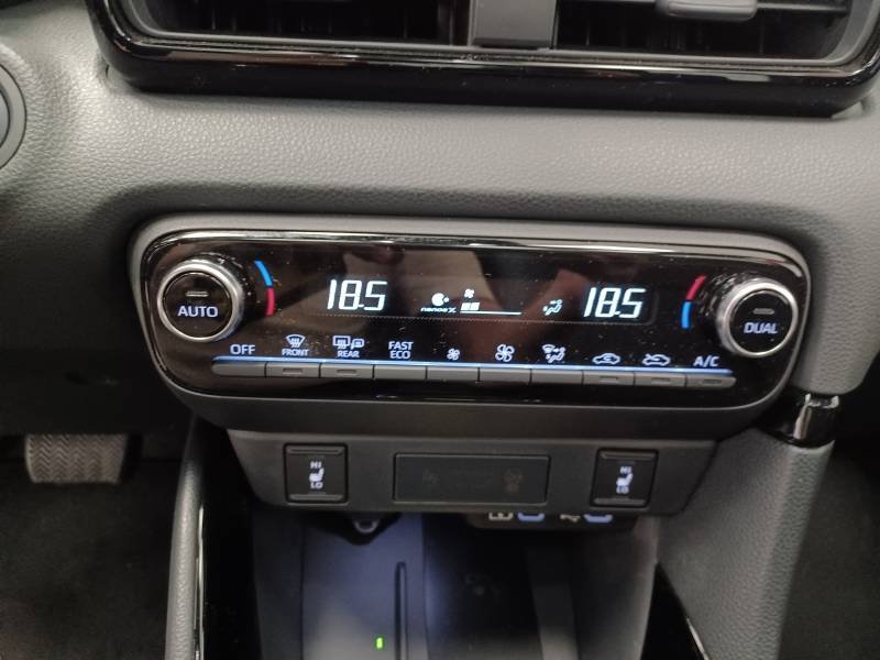 Toyota Yaris - Photo 21