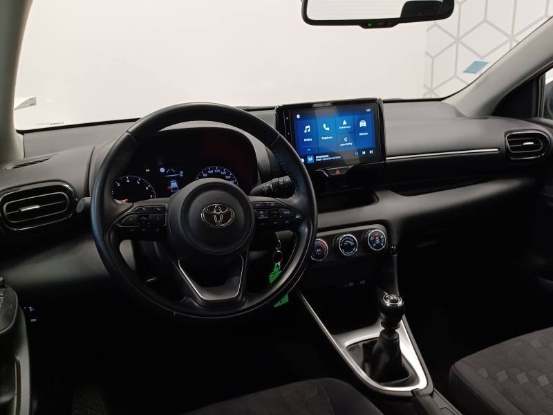 Toyota Yaris - Photo 11