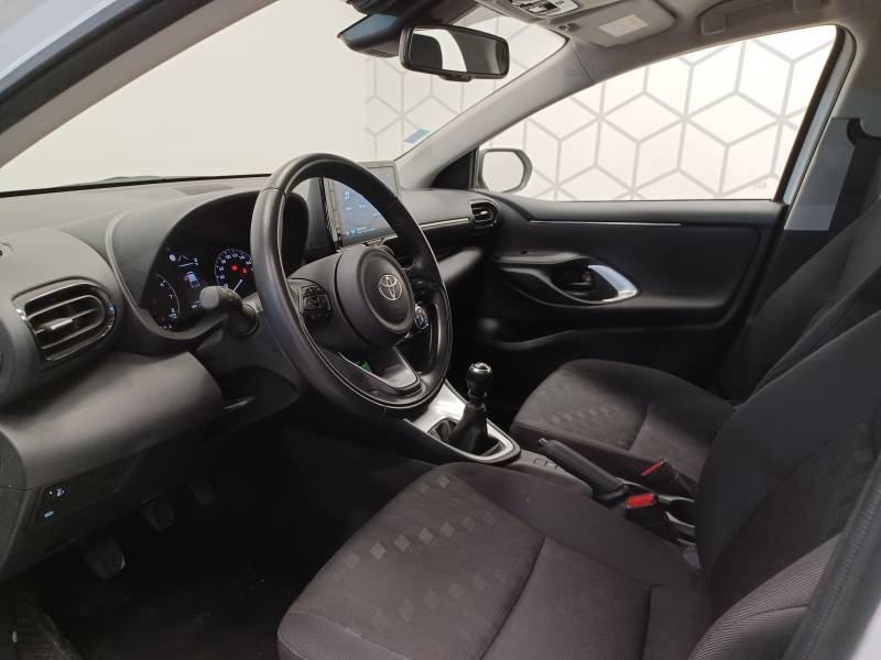 Toyota Yaris - Photo 10