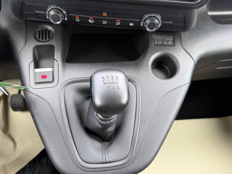 Peugeot Partner - Photo 14