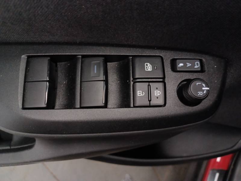 Toyota Yaris - Photo 16