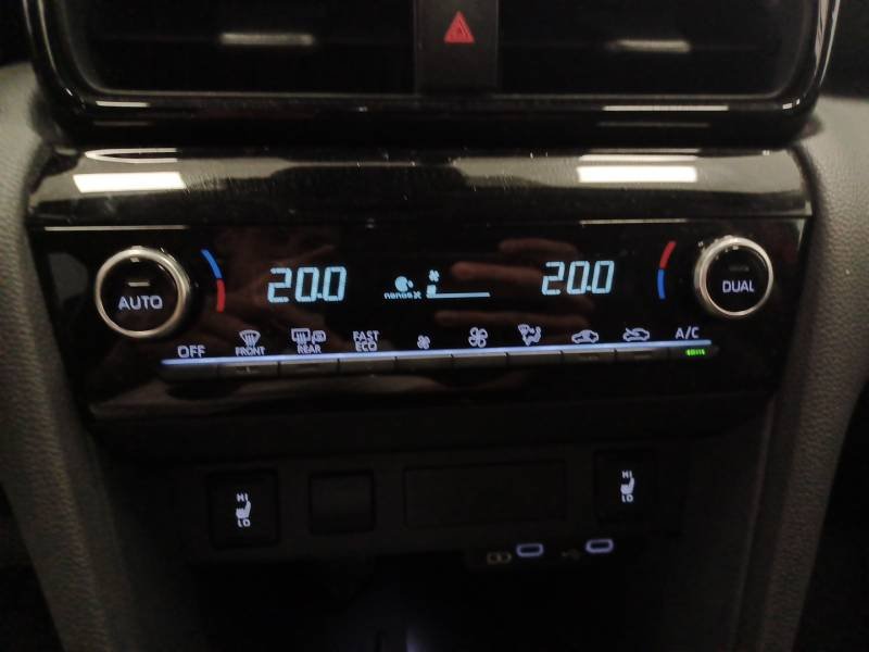Toyota Yaris - Photo 19